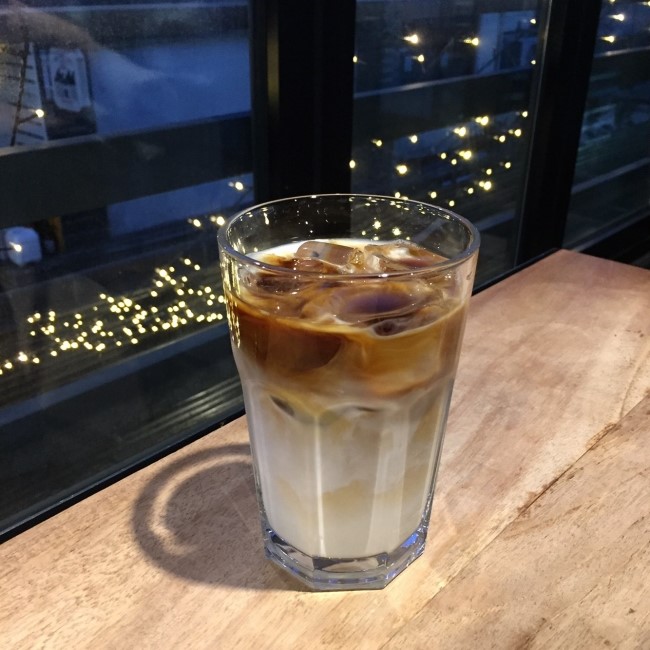  [압구정로데오] 코레아노스키친(Coreanos Kitchen), 마크레인 커피 (marklane coffee)