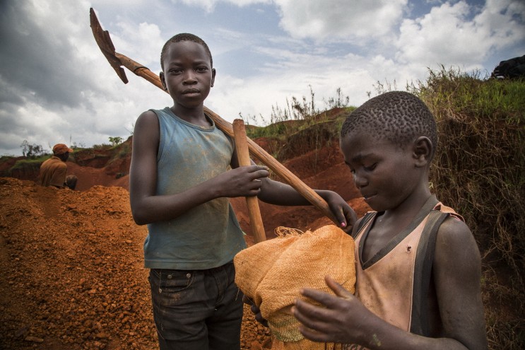 Marcus Bleasdale - 콩고의 광물자원과 소년병