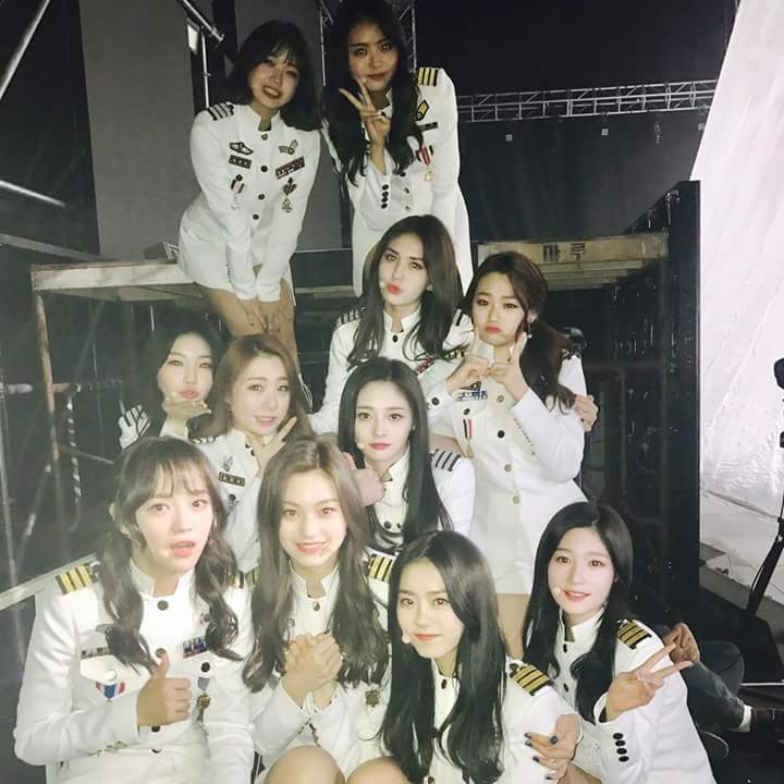  아이오아이 1년 그리고 새로운 1년의 시작