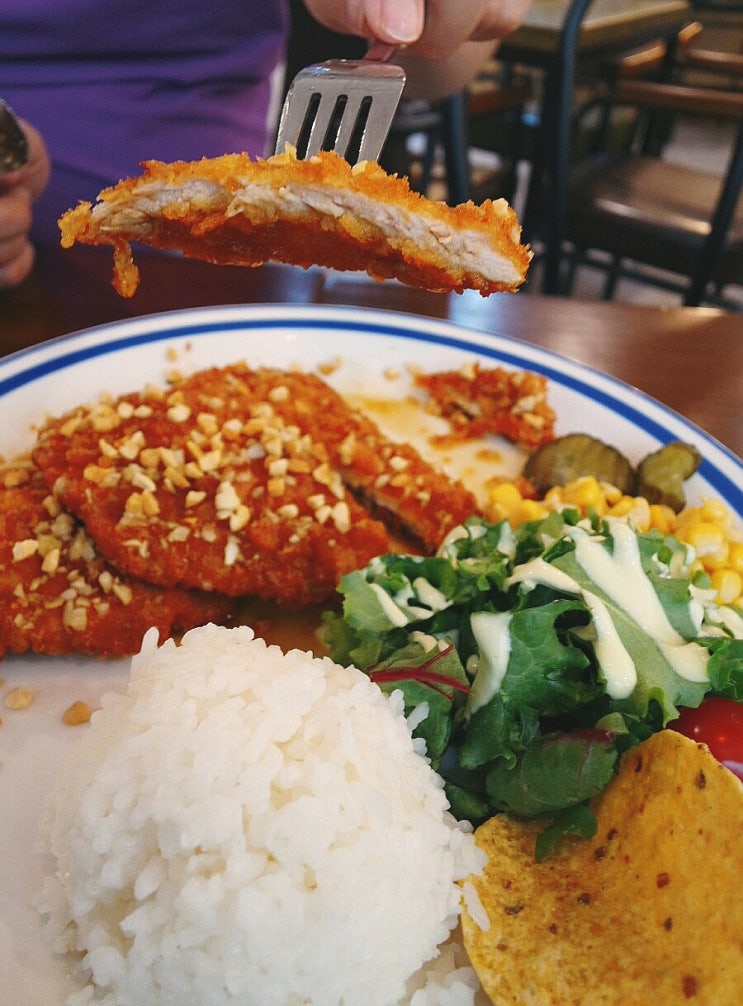 경대맛집 경대북문돈까스 경대데이트는 돈까스 식당에서
