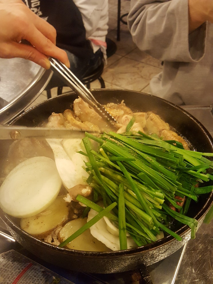  신촌 맛집, 60년전통 황소곱창집