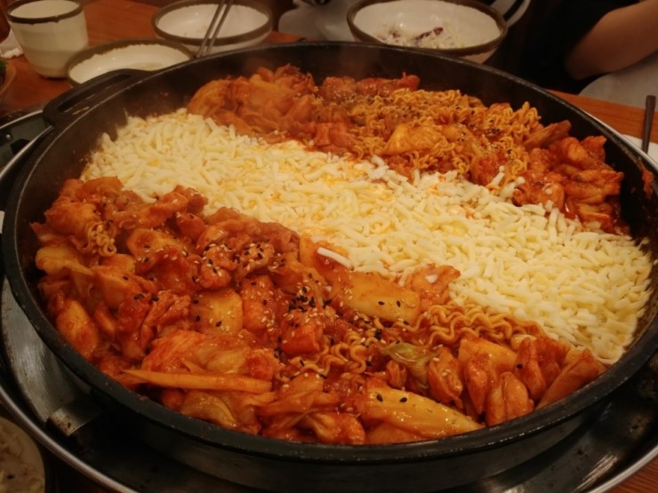  클라스가 다른 닭갈비 - 강남역 장인닭갈비