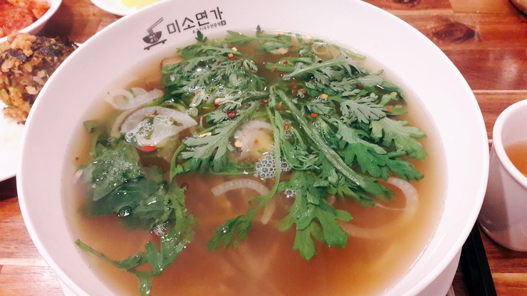 오늘의 면식 '미소면가' 소고기 국수는 맛있지만 아쉽다.