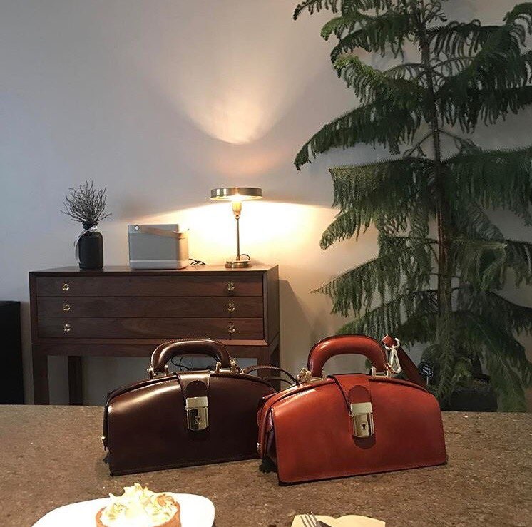 Pratesi doctor bag store