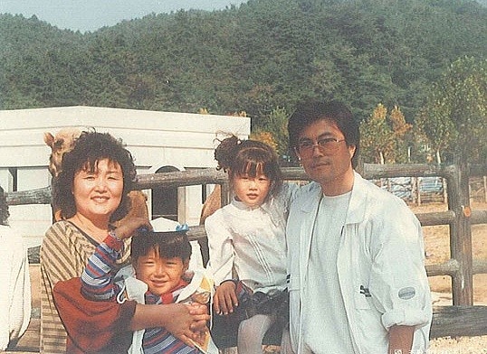 문재인 대통령 부인 김정숙 여사 나이 학력 결혼 재산 문준용 문다혜 : 네이버 블로그 문재인 대통령 부인 김정숙 여사 나이 학력 결혼 재산 문준용 문다혜 : 네이버 블로그