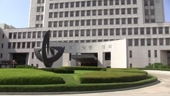 대법 "임원 결격인 상조회사, 해당임원 사임해도 등록취소 정당" - "처분 당시 기준으로 결격사유 판단해선 안돼" 대법 "임원 결격인 상조회사, 해당임원 사임해도 등록취소 정당" - "처분 당시 기준으로 결격사유 판단해선 안돼"