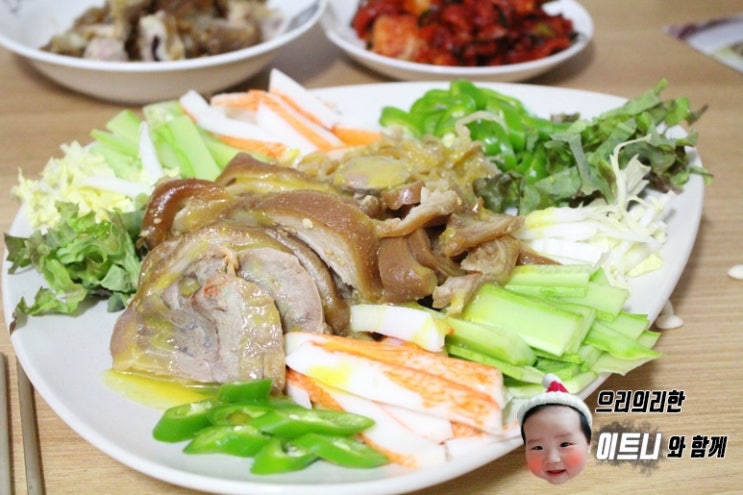  업체용소스 : 족발냉채소스, 비빔냉면장으로 맛있게