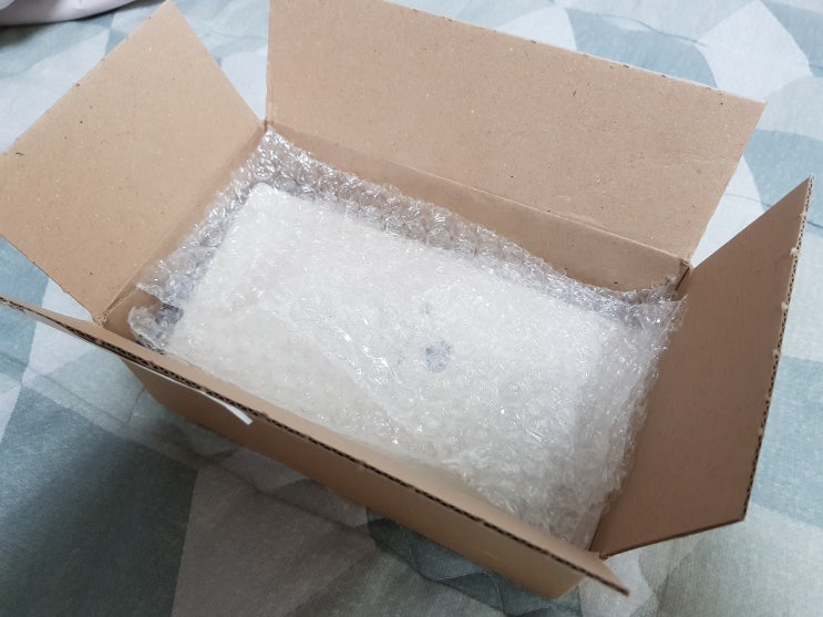 갤럭시S8 강화유리필름이라는 카루망코리아 고글글라스 부착했더니... 갤럭시S8 강화유리필름이라는 카루망코리아 고글글라스 부착했더니...