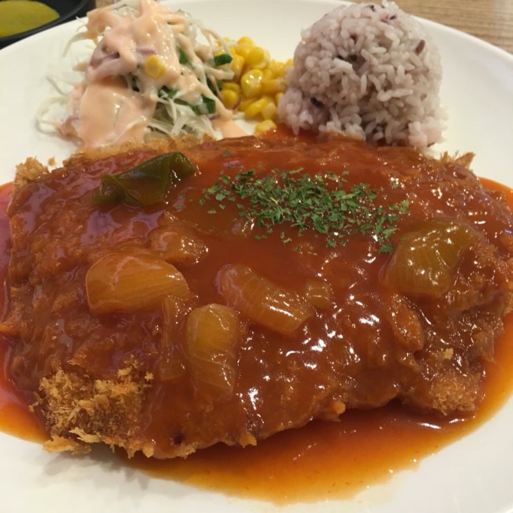  전대후문 돈까스맛집 , 순두부찌개맛집 "통큰돈까스"