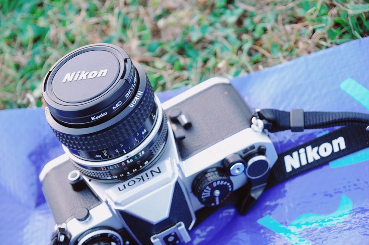 NIKON FE2