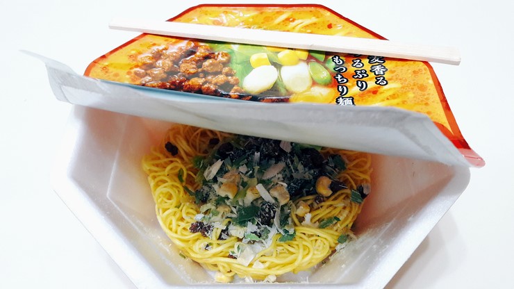 일본컵라면 라오 미소라멘(ラ王 みそラーメン) 일본컵라면 라오 미소라멘(ラ王 みそラーメン)