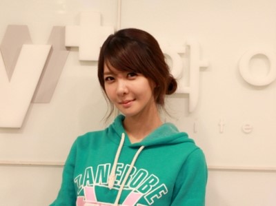  이파니의 이혼사유가 경제적 어려움 때문이었다는 것을 보면...결혼과 이혼 모두 현실인듯...