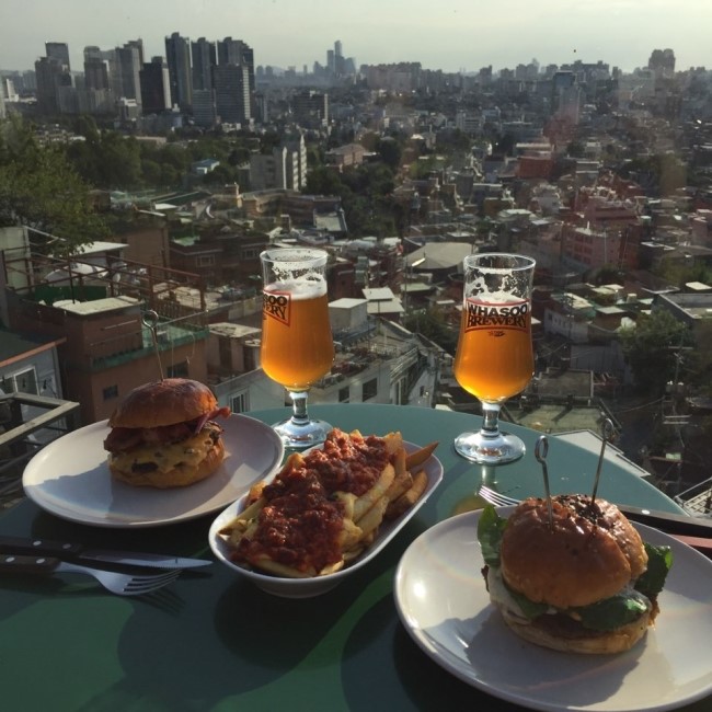 해방촌 맛집 더백푸드트럭, 루프탑에서 맛과 분위기를 함께 해방촌 맛집 더백푸드트럭, 루프탑에서 맛과 분위기를 함께