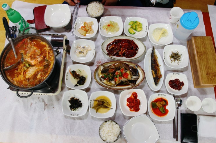  안면도게국지맛집 딴뚝통나무집식당 게국지 맛있어~