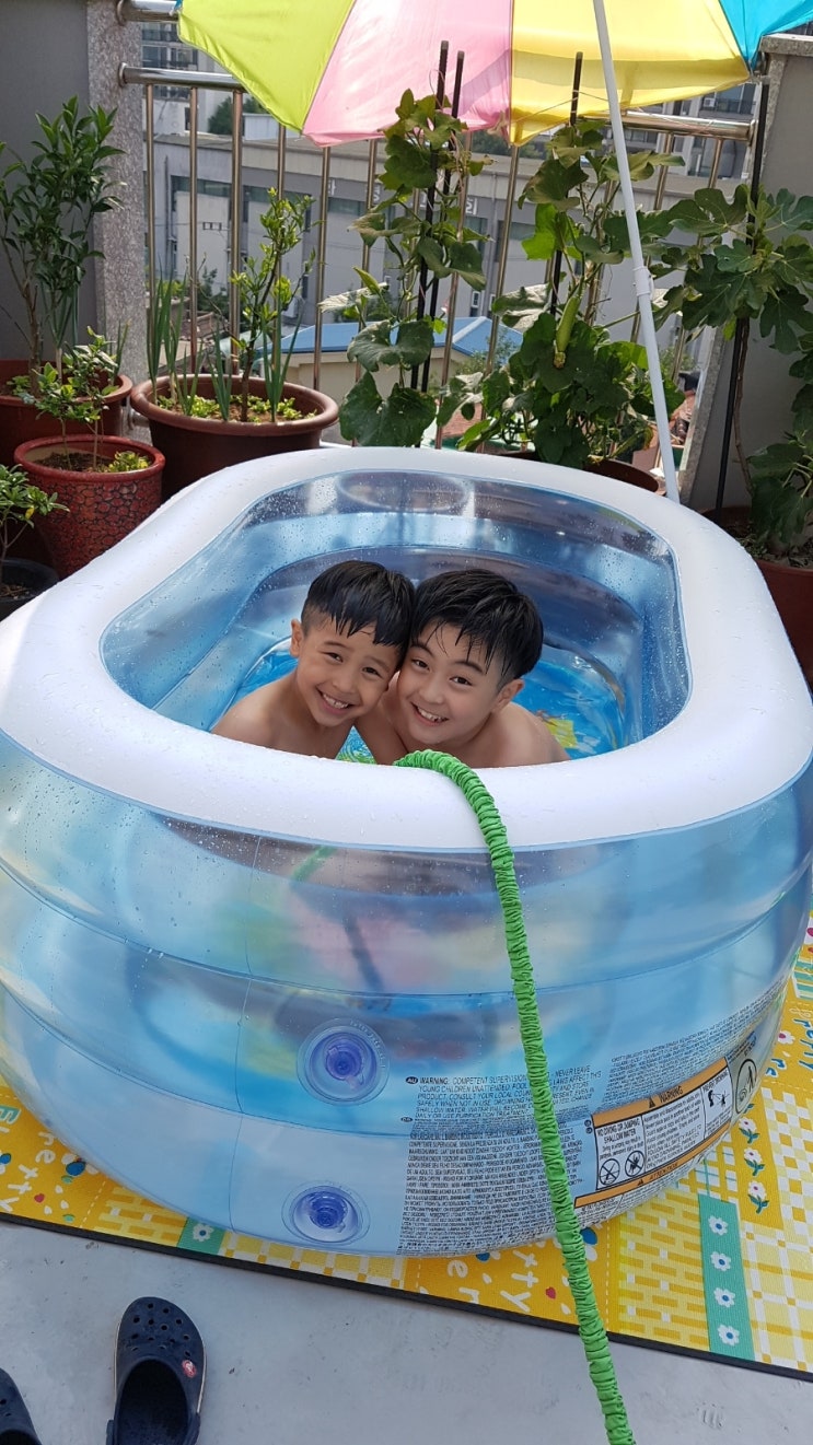  옥상 간이 물놀이 풀장 개장~~~