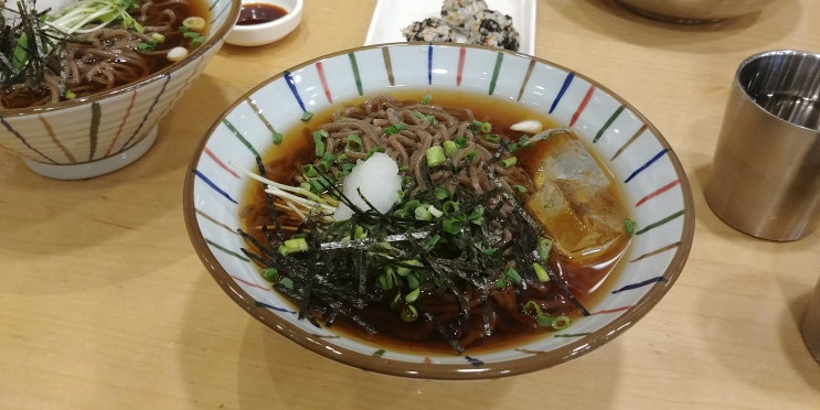 신방통정 국수나무 : 천안 통정지구 : 냉모밀, 국물떡볶이 + 요즘은 안기다려도 됩니다