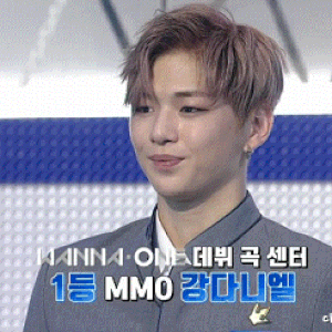 [강다니엘움짤]프로듀스101 시즌2 11화 워너원 멤버 최종 순위 발표식/강다니엘 1위