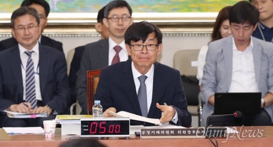 가벼운 접촉사고 두 번에 자동차보험 갱신 거절? - 손해보험회사들, 손해율 줄이기 위해 편법?... 김상조 위원장 "가입거절 살펴볼 것" 가벼운 접촉사고 두 번에 자동차보험 갱신 거절? - 손해보험회사들, 손해율 줄이기 위해 편법?... 김상조 위원장 "가입거절 살펴볼 것"
