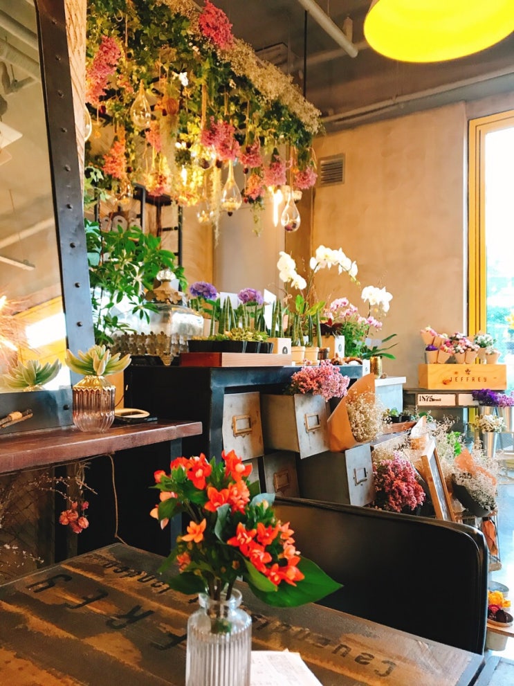[죽전 카페] TASTY AVENUE 감각적인 제프리 플라워 카페 (JEFFREY Flower Cafe)
