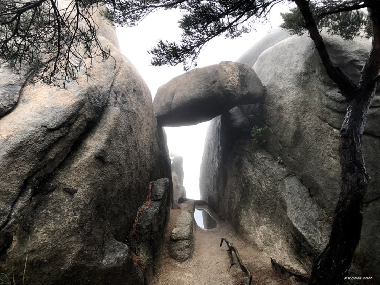 북한산 등산 비봉능선 코스(족두리봉~향로봉~비봉~사모바위~문수봉~대남문)