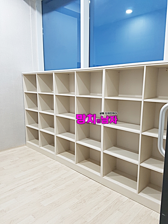  테크노폴리스 현풍 옥포 대구 경산 경주 청도 칠곡 학원 가구 락카장 개인 수납장 진열장 수납장 제작 가구 학교 가방 보관장 책장 수납장 제작 책꽂이   [망치든남자]