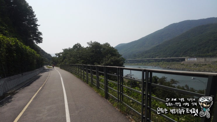  뿅뿅이의 양평두물머리 수제연잎핫도그