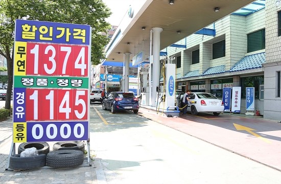 정부, ‘미세먼지 핑계’ 경유값 인상카드 만지작 - 업계전문가 “노후 경유차 축소에 초첨 맞춰야