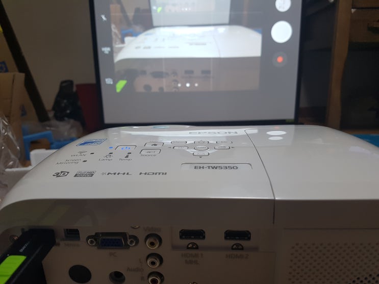  엡손 FHD 빔프로젝터(EH-TW5350) 모바일 및 PC연결