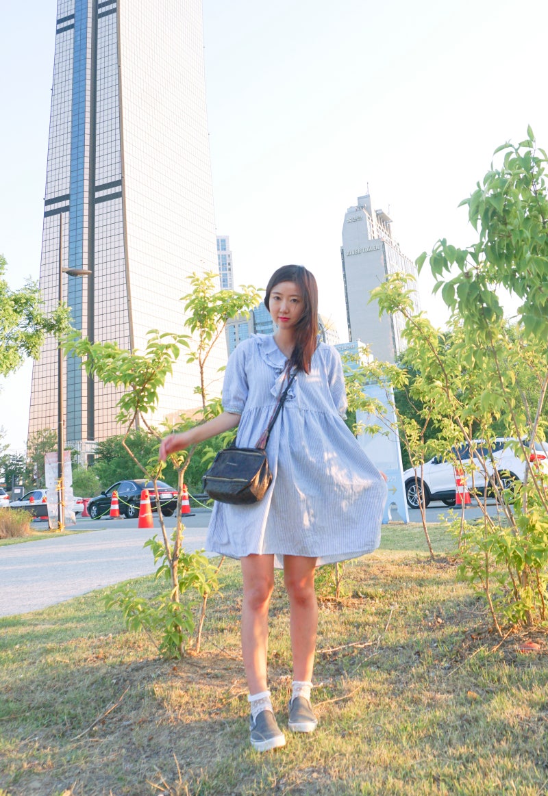 매력쟤 데일리룩 : 코인코즈 원피스 / 반스 슬립온 / 지방시 판도라미니 : 네이버 블로그