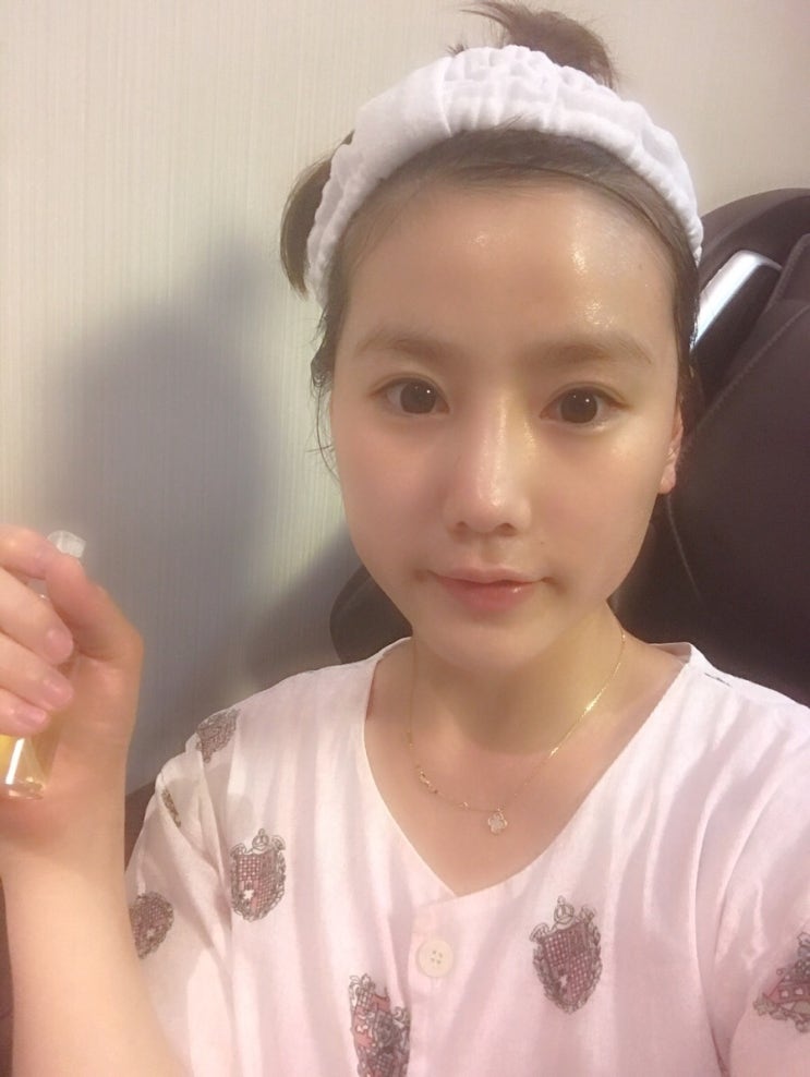  꺄 오늘은 비가 조금 그쳤어요 ️꿀광토너 업그레이드 "알라토너" 내일 오픈할게요 ️