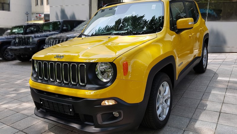 Jeep 레니게이드 노랑이 보셨어요??(가죽시트 작업, 가솔린 엘로우 노란색) : 네이버 블로그