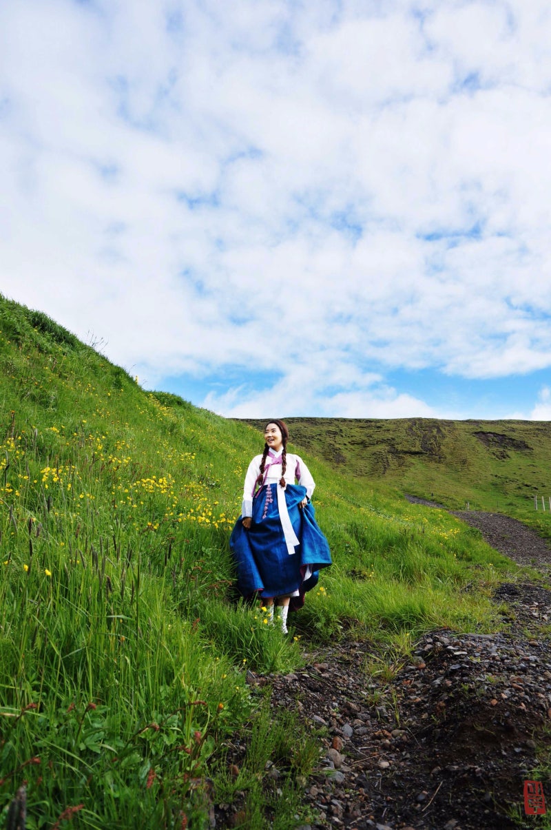 아이슬란드 한복 여행, 지나는 길에 : 네이버 블로그, image size:800x1205