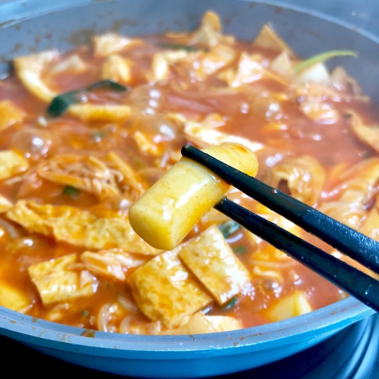 여긴 맛집으로 더 유명해질 거야 - 서교 망원동 떡볶이가 맛있는 무슈 여긴 맛집으로 더 유명해질 거야 - 서교 망원동 떡볶이가 맛있는 무슈