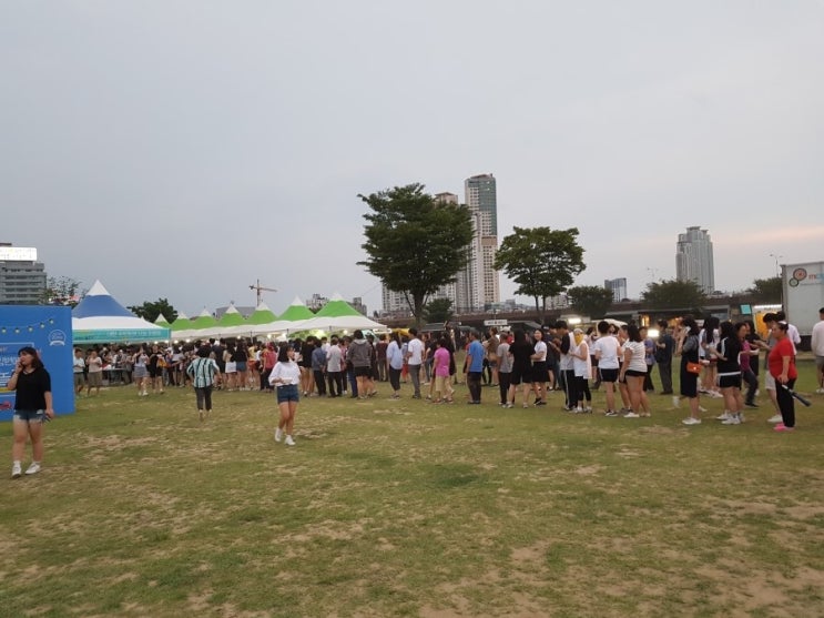 울산 태화강변 남다른 행복 콘서트 - 유라 강남 오마이걸 스누퍼 달샤벳 모모랜드 매드클라운 헤이즈 하이라이트 출동