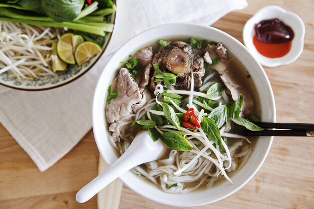  베트남 음식 소개: (Phở)