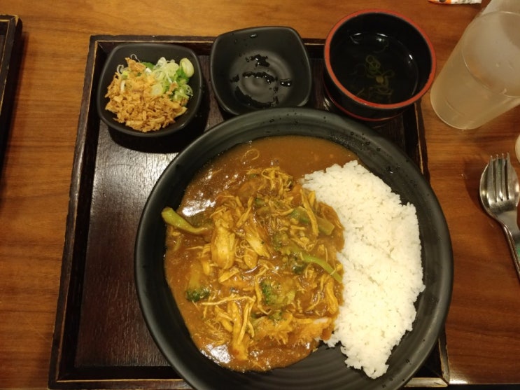  강남역 고레카레에서 먹은 치킨카레!