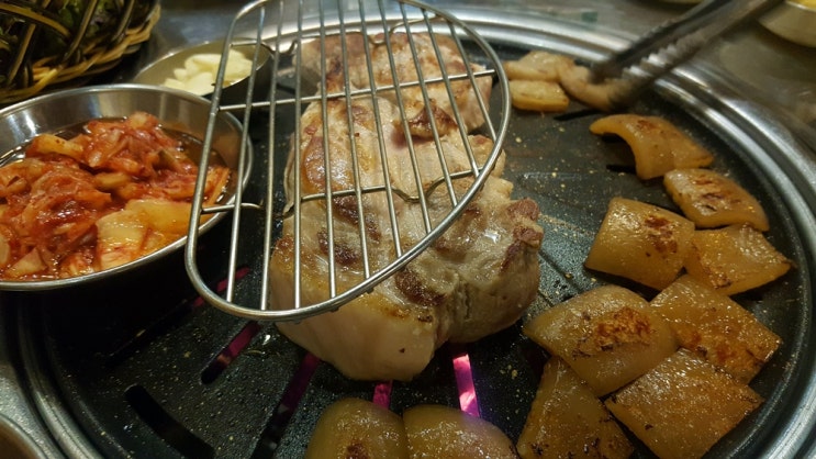  저녁외식으로 제격인 춘부집, 껍데기와 목살스테끼의 환상적이 조합