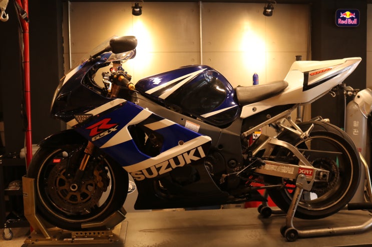  02년식 GSX-R1000 프론트포크 오버홀 - [바이킹넷 대전점 길스개러지]