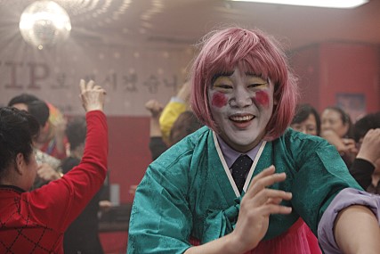  영화 약장수, 그 남자의 일상. 