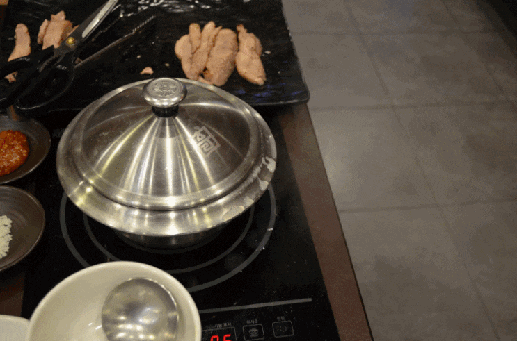  성남맛집 돌쌈장작구이 즉석 가마솥밥과 샐러드바가 무료