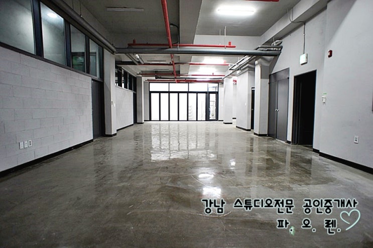  양재역 앞 신축 지하임대 - 썬큰 테라스, 폴딩도어, 실평55평, 내부남녀화장실, 지상층과 연층임대가능, 에폭시바닥, 빠른입주 가능