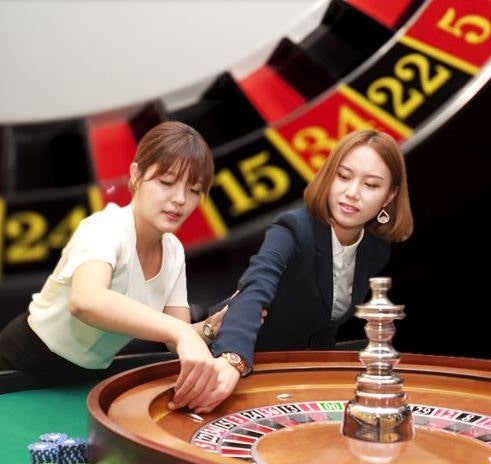 카지노 딜러 되는 방법 : 현직 에이스 카지노 딜러와의 만남 ...