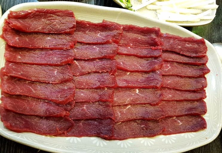 서울 광장시장/종로5가역 '부촌육회' 육회(육사시미), 육회비빔밥