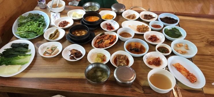 경주 터미널/대릉원 쌈밥 맛집 "정록쌈밥" (부제: 첨성대 초콜렛 안먹으니까, 과장 포스팅 좀 하지마)