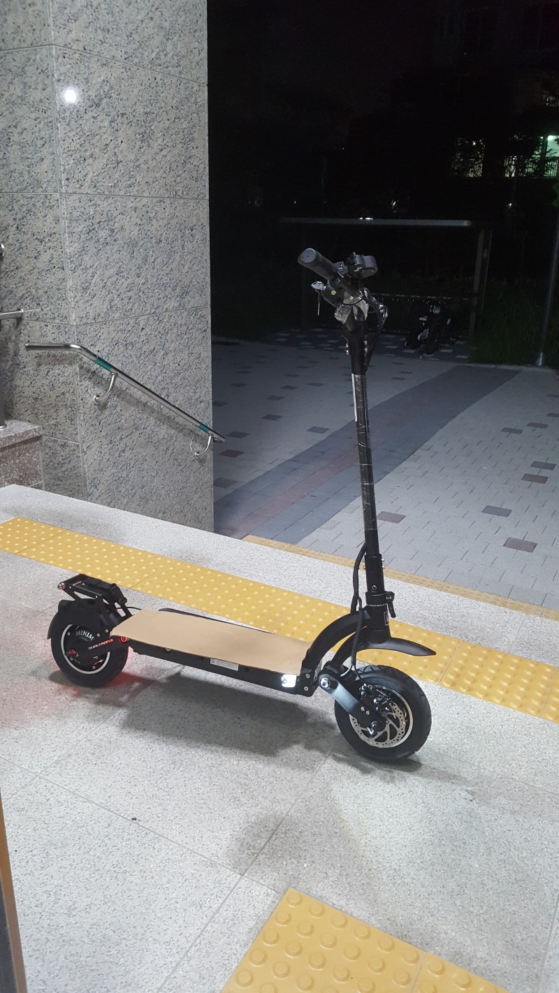 듀얼트론 2 EX ...전동 킥보드의 끝판왕... 리뷰/개봉기/후기] 미니모터스 동탄점 : 네이버 블로그