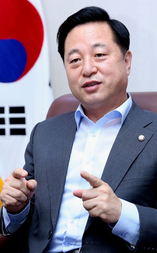 [최경철이 만난 사람] 김두관 국회의원