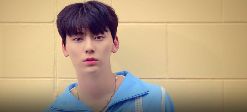 워너원 황민현 뮤비부터 사투리까지 다 멋있어