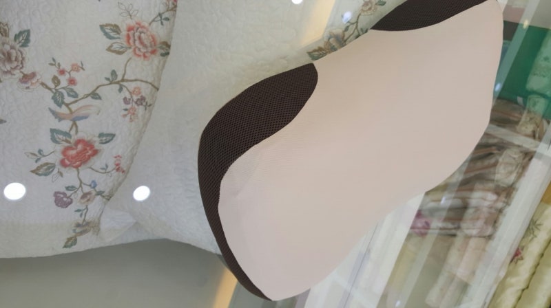 오늘 메리퀸첫손님은.. 까르마타퍼/까르마베개로.