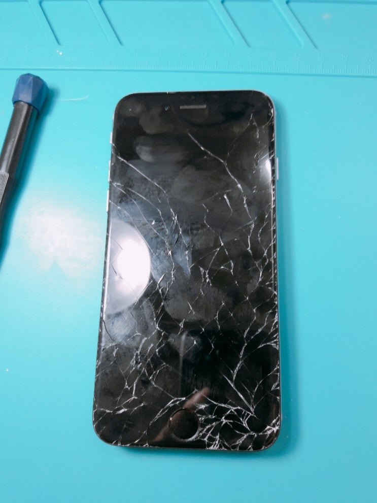  목동아이폰수리 애플메딕 아이폰6 간단한 액정교체! 신속 정확하게!!