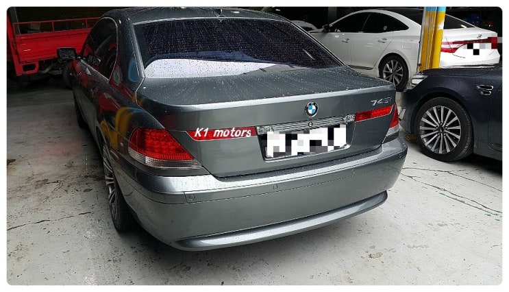  BMW정비센터 K1모터스 엔진오일을 보충해야되는데 보닛 엔진후드가 안열리는 745I 어떻게 하지?